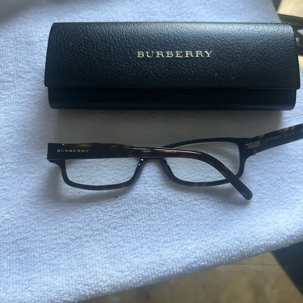 Burberry Kids Tortoiseshell Brown and Black Sunglasses with Logo Case